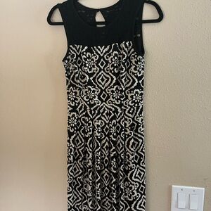 Enfocus Studio Black and White Floral Geometric Midi Dress